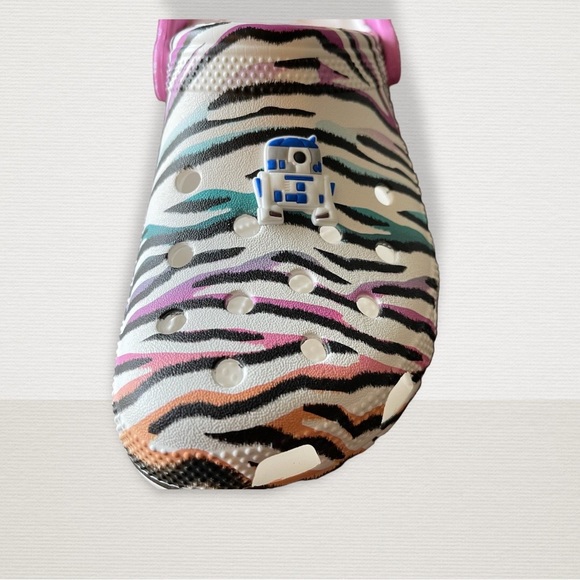 Star Wars R2D2 Crocs Charm - mix and match 3 or more for 50% off - Picture 2 of 2